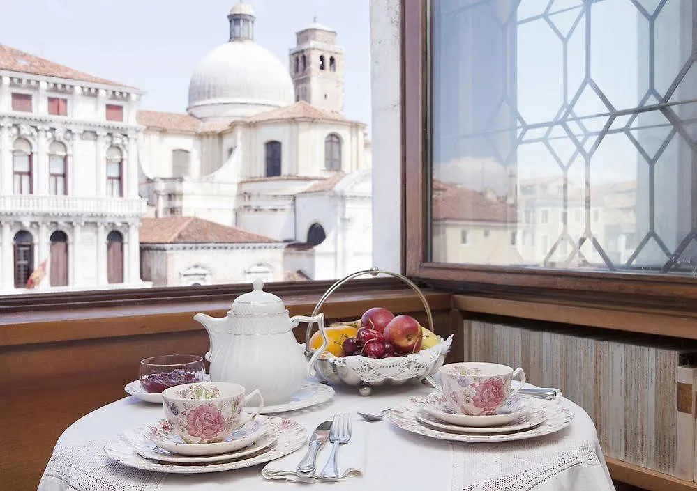 Residenza Ca' Corner Bed & Breakfast Venice