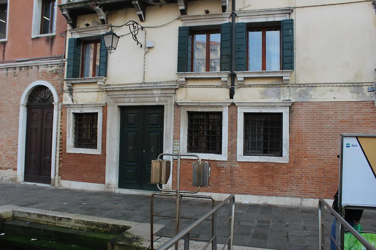 Residenza Ca' Corner Bed & Breakfast Venice